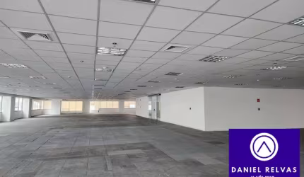 Conjunto Comercial para Locação no Edificio Castelo Banco, Alphaville