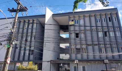 Apartamento com 2 dormitórios para alugar, 65 m² por R$ 2.390,00/mês - Derby - Recife/PE