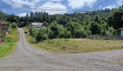 EXCELENTE TERRENO