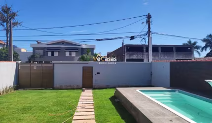 Casa com 3 Quartos &#224; venda, 125m&#178; - Jardim Campomar