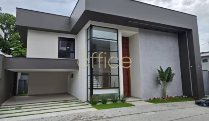 Imperdível oportunidade! Casa à venda no bairro América, Joinville-SC: 3 quartos, 3 suítes, 3 salas, 4 banheiros, 2 vagas, 319,09m².