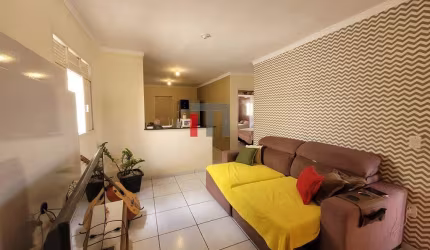 CASA COM COM 3 QUARTOS A VENDA EM  NOVA ESPERANÇA