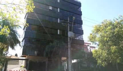 Apartamento com 3 quartos para alugar na Praça Libaneza, 021, Jardim Lindóia, Porto Alegre por R$ 3.500