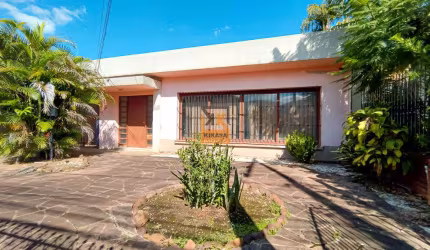 CASA PLANA EM REGIÃO CENTRAL DE NOVO HAMBURGO
