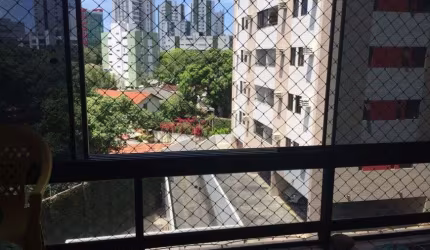 Excelente Oportunidade Para ALVIRRUBROS | Ao lado do Náutico | 3 Quartos | 76m²