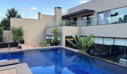 CASA ALTO PADRÃO NO CONDOMÍNIO ROYAL PARK LONDRINA PR.