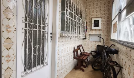 Linda Casa com Edícula com 3 Dormitórios $ 370mil