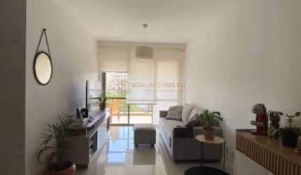 Apartamento na Freguesia de 3 Quartos com 92 m²