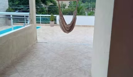 Casa à venda com 2 Quartos e Piscina na Taquara