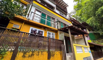 Casa duplex dentro do Floresta Country Clube