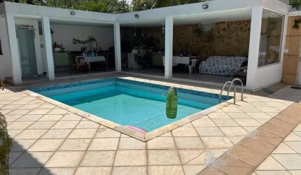 Casa com 4 Quartos na Barra da Tijuca