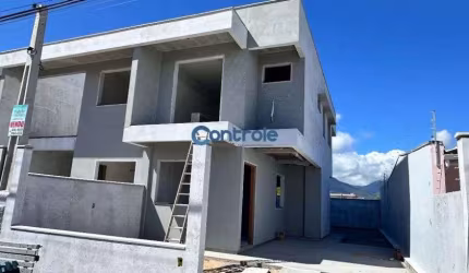 NF/Sobrado prox ao centro da Palhoça com 3 dormitorios sendo uma suíte