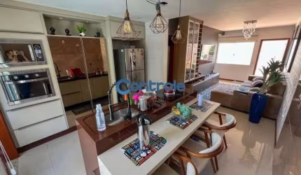 Excelente sobrado com 02 dormitórios, espaço gourmet e piscina privativa!