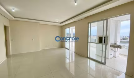 Apartamento com 03 dormitórios no bairro Kobrasol, em São José.