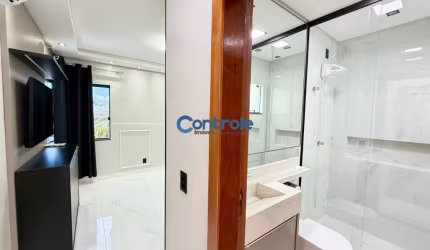 Casa com 03 dormitórios, piscina e totalmente mobiliada a venda na Palhoça.