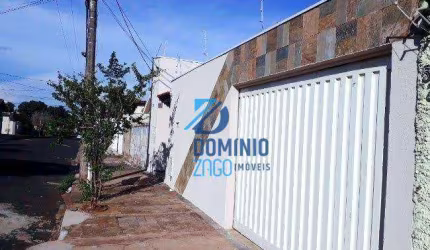 Casa com 5 dormitórios, 301 m² - venda por R$ 1.200.000,00 ou aluguel por R$ 9.000,00/mês - Santa Maria - Uberaba/MG