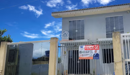 Excelente Triplex á Venda em Abranches