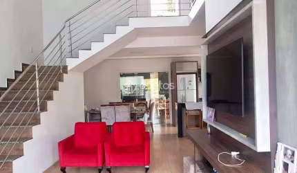 Casa com 4 dormitórios à venda e área de festas. 153 m² por R$ 790.000 - Guabiruba sul - Guabiruba/SC