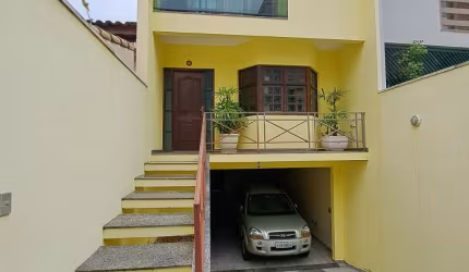 SOBRADO MARAVILHOSO COM PISCINA E COM 3 SUÍTES !!!!
