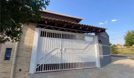 Casa à Venda em Jardim Piazza di Roma I, Sorocaba - SP