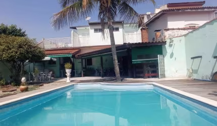 Casa à Venda em Jardim Simus, Sorocaba - SP