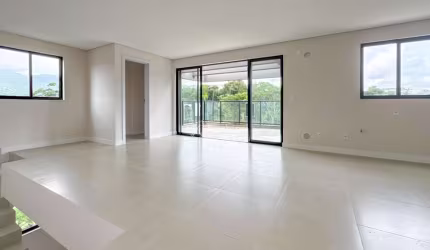 Cobertura com 4 quartos à venda em Água Verde, Blumenau , 216 m2 por R$ 1.250.000