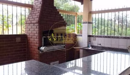 Casa à venda 2 Quartos, 1 Suite, 3 Vagas, 2000M², Água Preta, Pindamonhangaba - SP