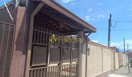 Casa à venda 5 Quartos, 351M², Alto do Cardoso, Pindamonhangaba - SP