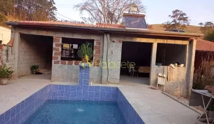 Casa à venda 2 Quartos, 1 Suite, 3 Vagas, 500M², Pinhal Novo, Lorena - SP
