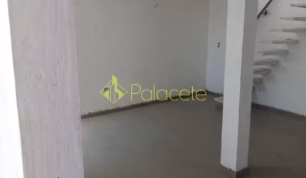 Casa à venda 3 Quartos, 1 Suite, 2 Vagas, 250M², Vila Suiça, Pindamonhangaba - SP