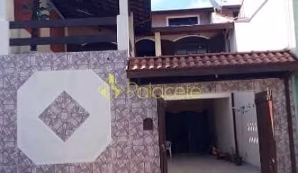 Casa à venda 5 Quartos, 1 Suite, 2 Vagas, Cecap, Taubaté - SP