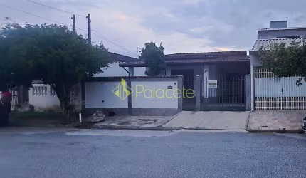 Casa para Venda 4 Quartos, 1 Suite, 2 Vagas, Loteamento Residencial Andrade, Pindamonhangaba - SP