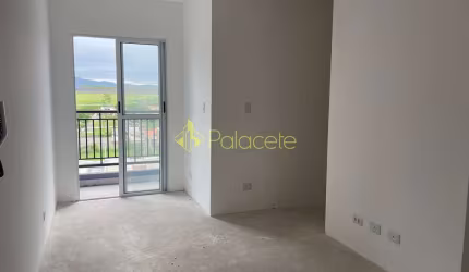 Apartamento à venda dois dormitórios com sacada e vista para a Serra, Feital, Pindamonhangaba, SP