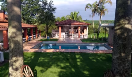 Sítio com 3 dormitórios à venda, 338800 m² por R$ 3.500.000,00 - Centro - Mococa/SP