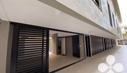 Village com 2 dormitórios à venda, 89 m² por R$ 810.000,00 - Boqueirão - Santos/SP