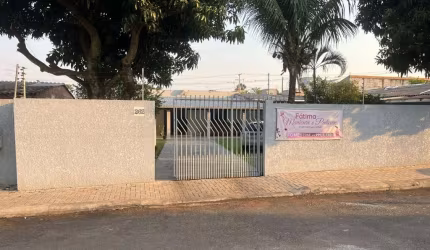 Casa para Venda em Foz do Iguaçu, Lancaster, 3 dormitórios, 1 suíte, 2 banheiros, 4 vagas