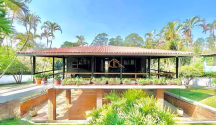 Casa com 4 quartos à venda, 464 m² por R$ 2.100.000 - Jardim Colibri - Cotia/SP