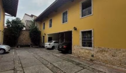 Casa de 2 quartos no Bairro da Luz em Nova Iguaçu à venda