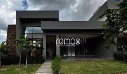 Belíssima casa com 3 suítes no Condomínio Villa Di Capri