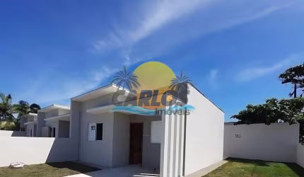 Casa com 2 quartos à venda na Rua Paranavai, 221, Shangri-lá, Pontal do Paraná por R$ 250.000