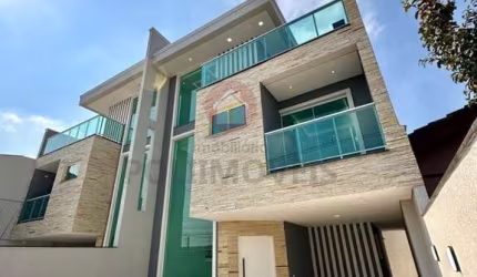 Triplex para Venda em Araucária, Capela Velha, 4 dormitórios, 1 suíte, 3 banheiros, 2 vagas