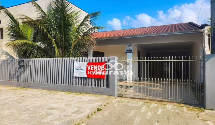 Casa com 3 dormitórios para alugar, 130 m² por R$ 1.150,00/dia - Centro - Guaratuba/PR