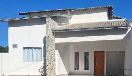 Casa em Condomínio Fechado no Residencial Araguaia
