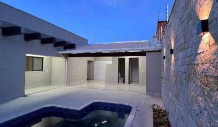 Casa com piscina aquecida no Bairro Buritis, 3Qts, suíte, área gourmet por R$ 650.000,00