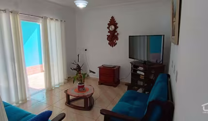 CASA EM INDAIAL, COM 01 SUÍTE + 02 QUARTOS
