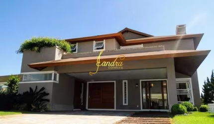 Casa condomínio Beira mar de alto padrão 04 amplas suítes
