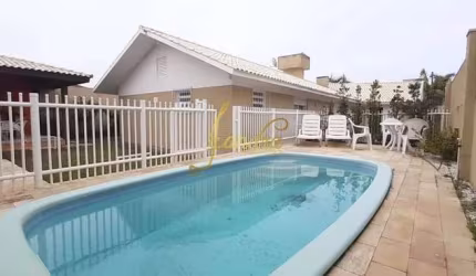 Casa em Atlântida na Região do Caburé! composto por 04 dormitórios, 02 suítes