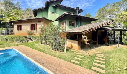 Sobrado à venda, 4 suítes, 6 banheiros. 7 vagas, 444m², Residencial Euroville, Carapicuíba, SP