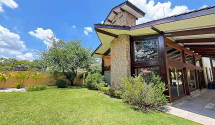 Sobrado à venda, 3 suítes, 5 banheiros, 6 vagas, 720m², Parque dos Príncipes, São Paulo, SP