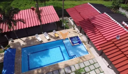 Casa Térrea à Venda em Condomínio Fechado no Parque Rizzo, Cotia, SP | 5 Dormitórios, 3 Suítes, Pis